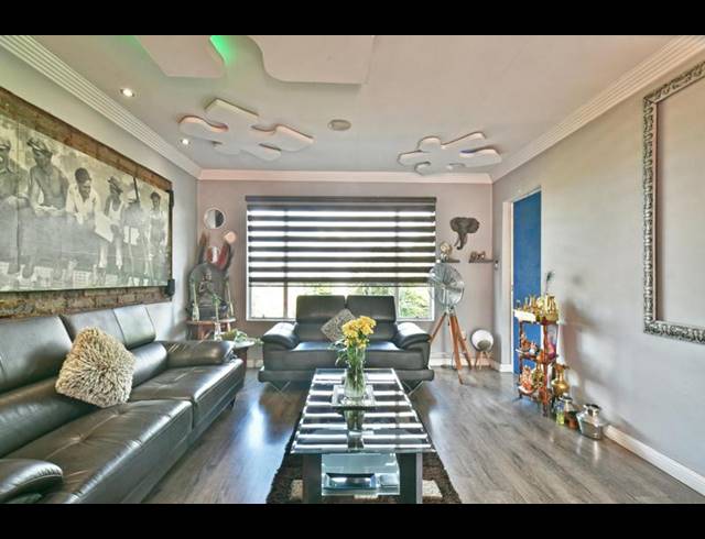 2 BEDROOM APARTMENT FOR SALE IN MULBARTON